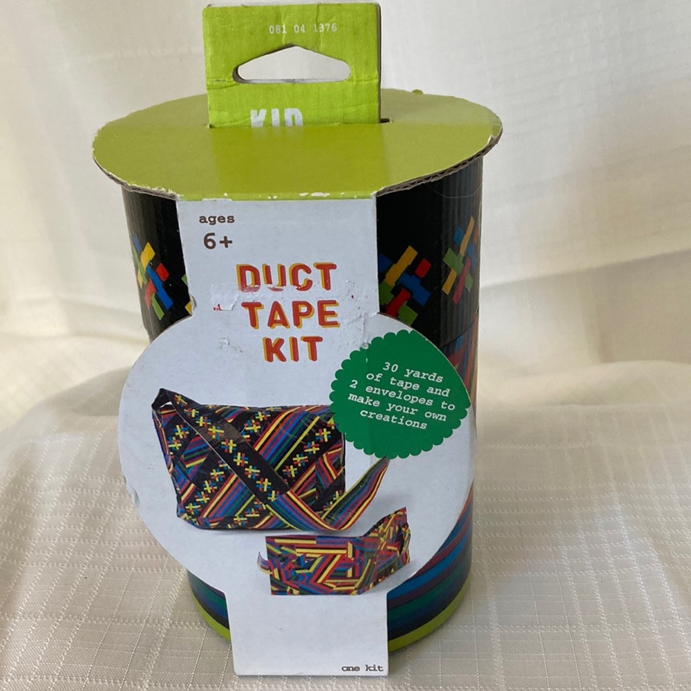 Duct tape crafting kit